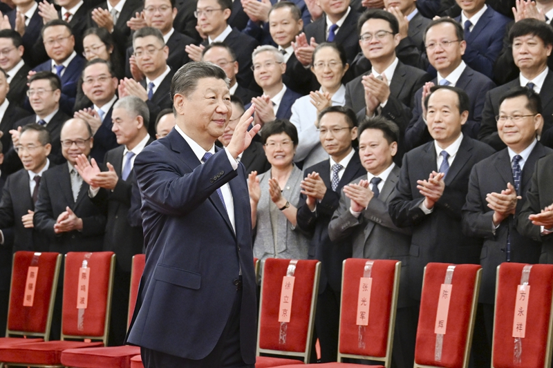 习近平发表重要讲话强调 再接再厉乘势而上 加快建设航天强国