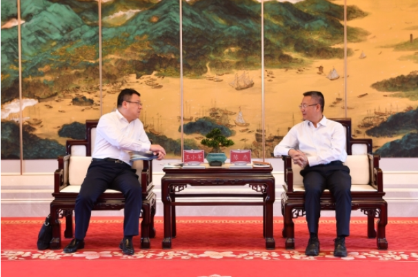 王小军与广州市委常委,市政府党组副书记、常务副市长陈杰会谈