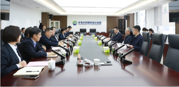 王斌赴基层党建联系点调研指导工作