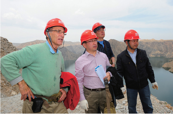 公司职工荣获第八届潘家铮奖